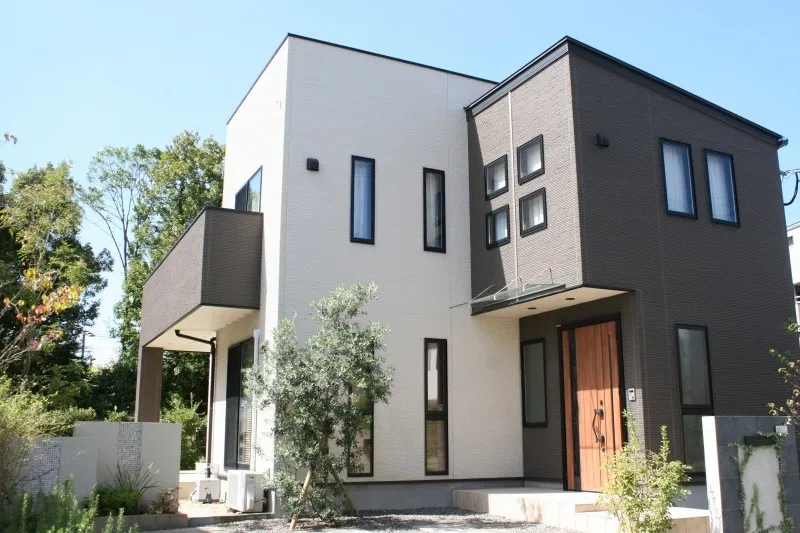 売出し中の物件をご紹介してまいります